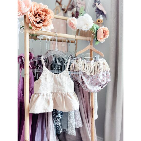 Darling Whimsy Peplum Gauzy Top + Floral Print Fringe Bloomers 12-24mths - Picture 3 of 4